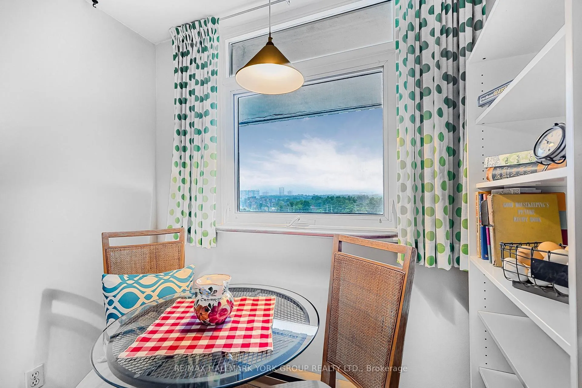 Photo 26 of Unit 1007, 7811 Yonge Street, Markham, Thornhill — HOMEH