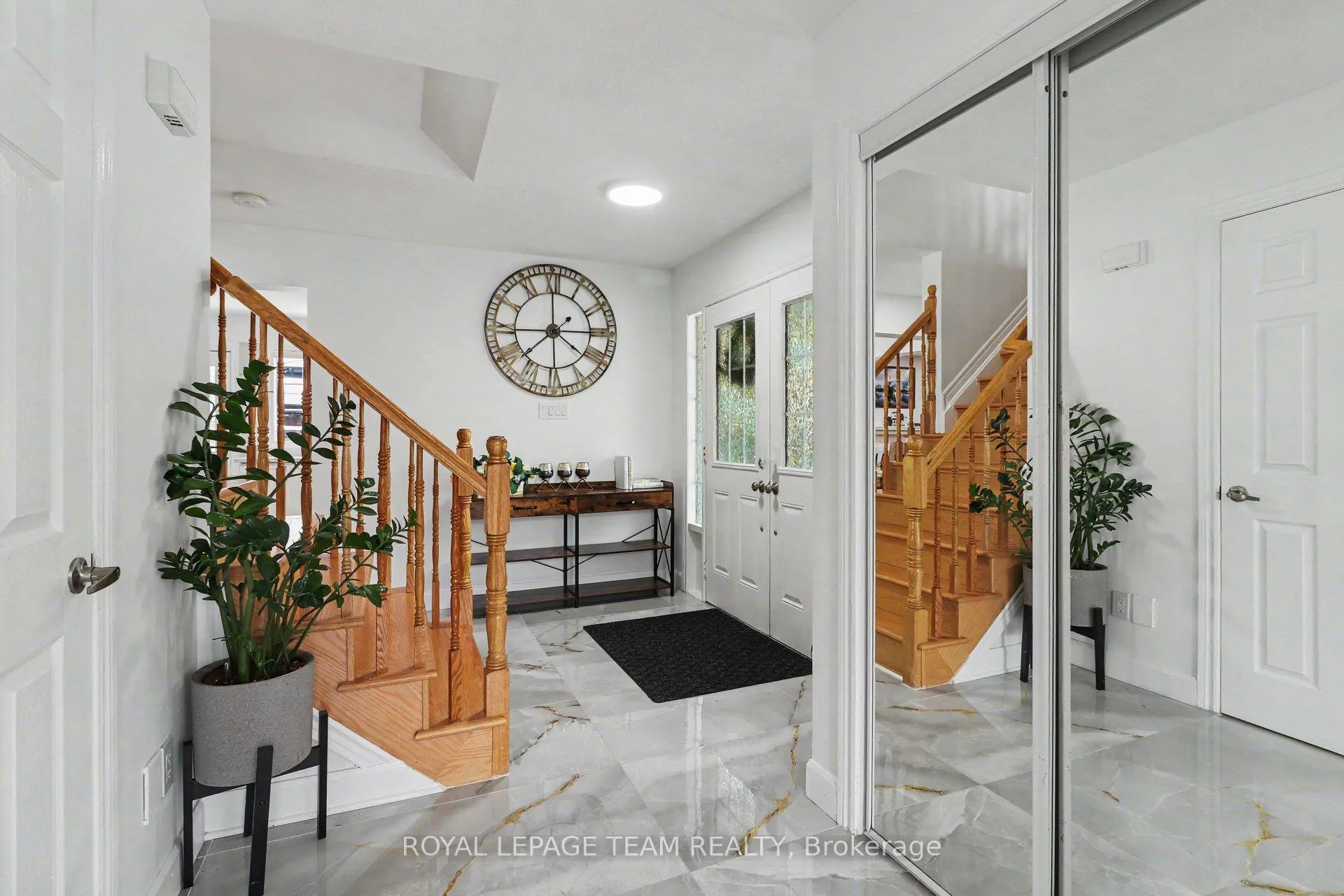 Photo 7 of 100 Sonesta Circle, Ottawa, Stittsville (North) — HOMEH