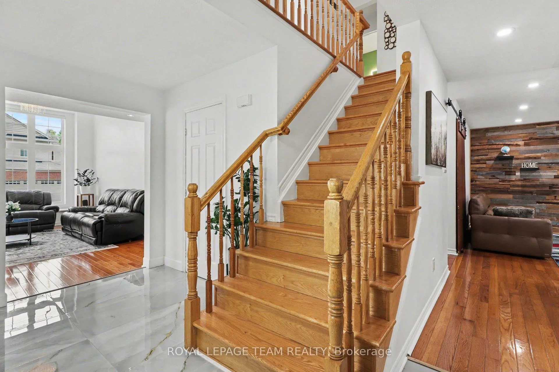 Photo 8 of 100 Sonesta Circle, Ottawa, Stittsville (North) — HOMEH