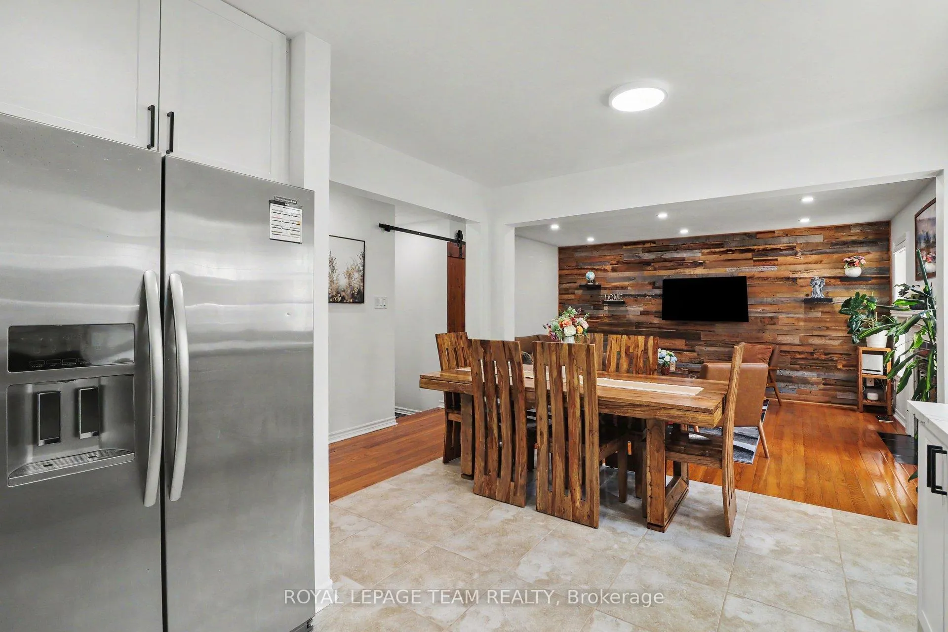 Photo 12 of 100 Sonesta Circle, Ottawa, Stittsville (North) — HOMEH