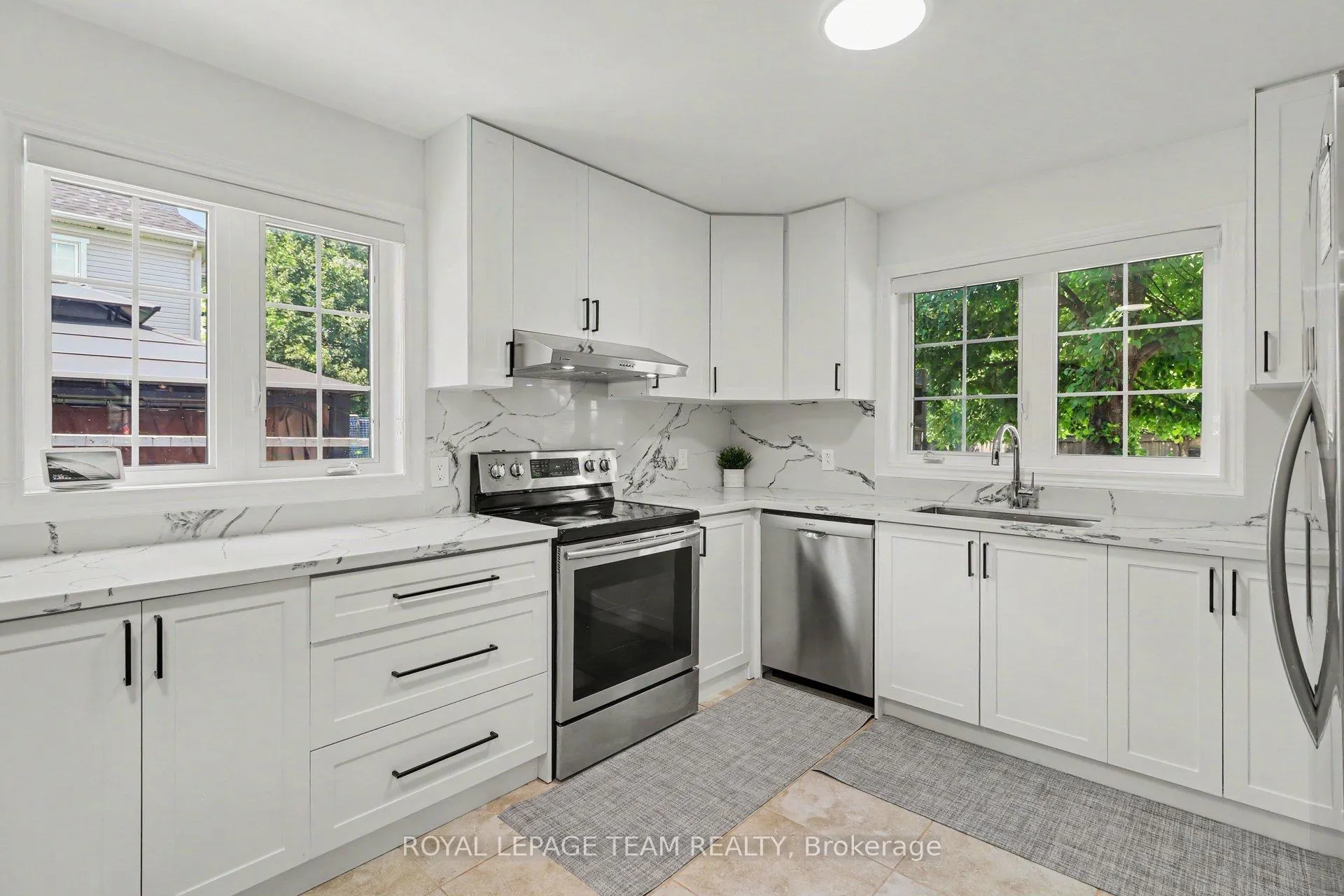 Photo 13 of 100 Sonesta Circle, Ottawa, Stittsville (North) — HOMEH