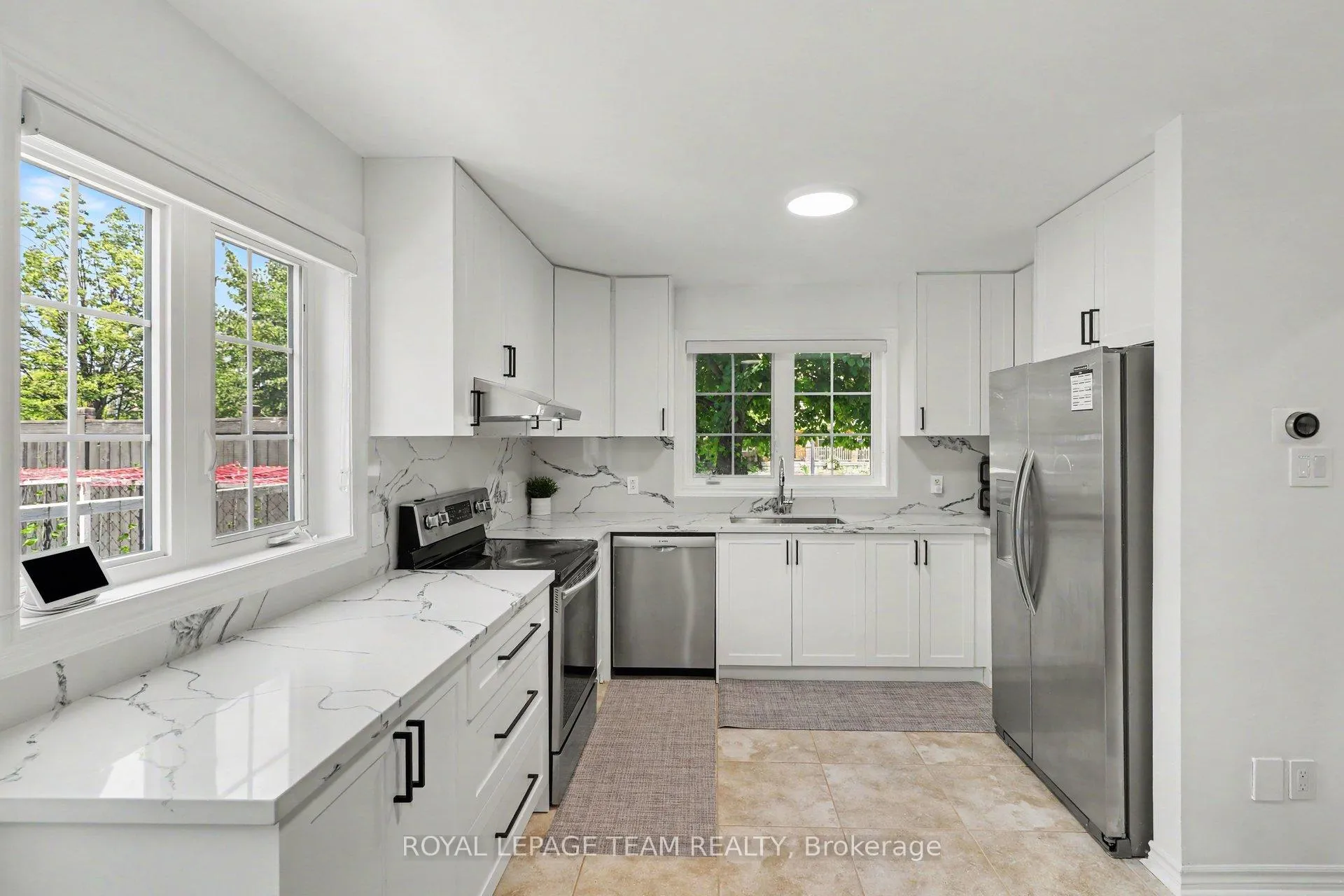 Photo 14 of 100 Sonesta Circle, Ottawa, Stittsville (North) — HOMEH