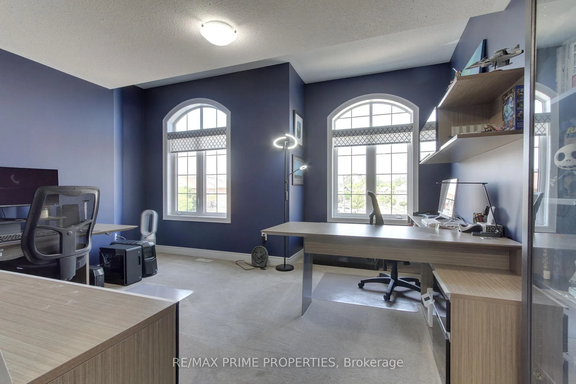 Photo 20 of 121 Robert Wilson Crescent, Georgina, Keswick South — HOMEH