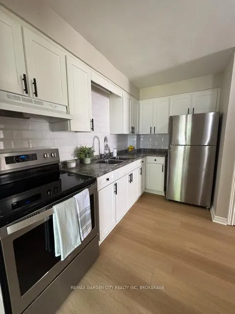Photo 2 of Unit D, 120 Endicott Terrace, Welland, Prince Charles — HOMEH