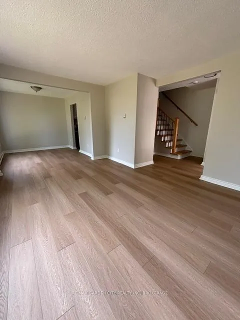 Photo 7 of Unit D, 120 Endicott Terrace, Welland, Prince Charles — HOMEH