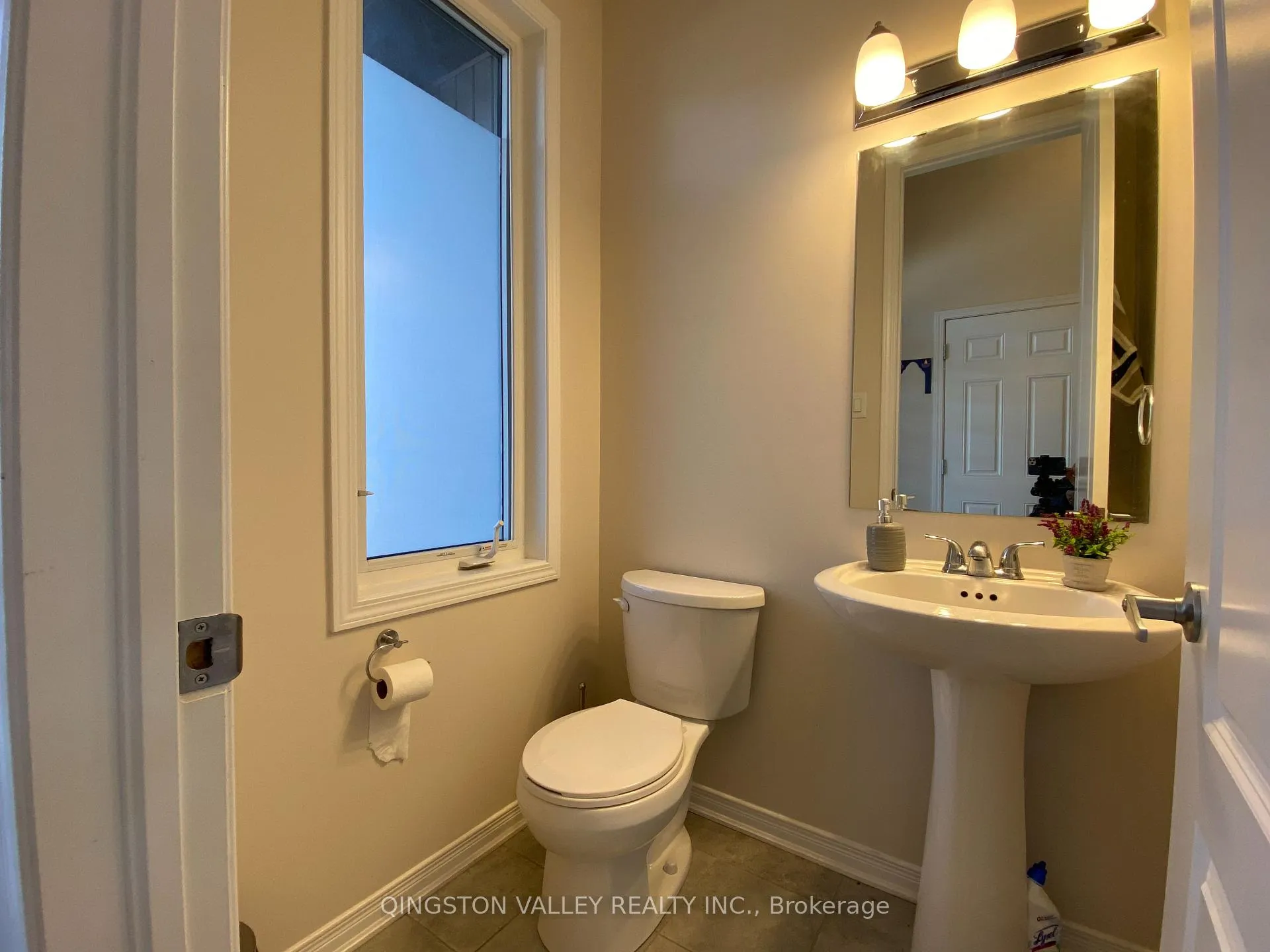 Photo 6 of 216 Don Brown Private, Ottawa, Kanata - Emerald Meadows/Trailwest — HOMEH