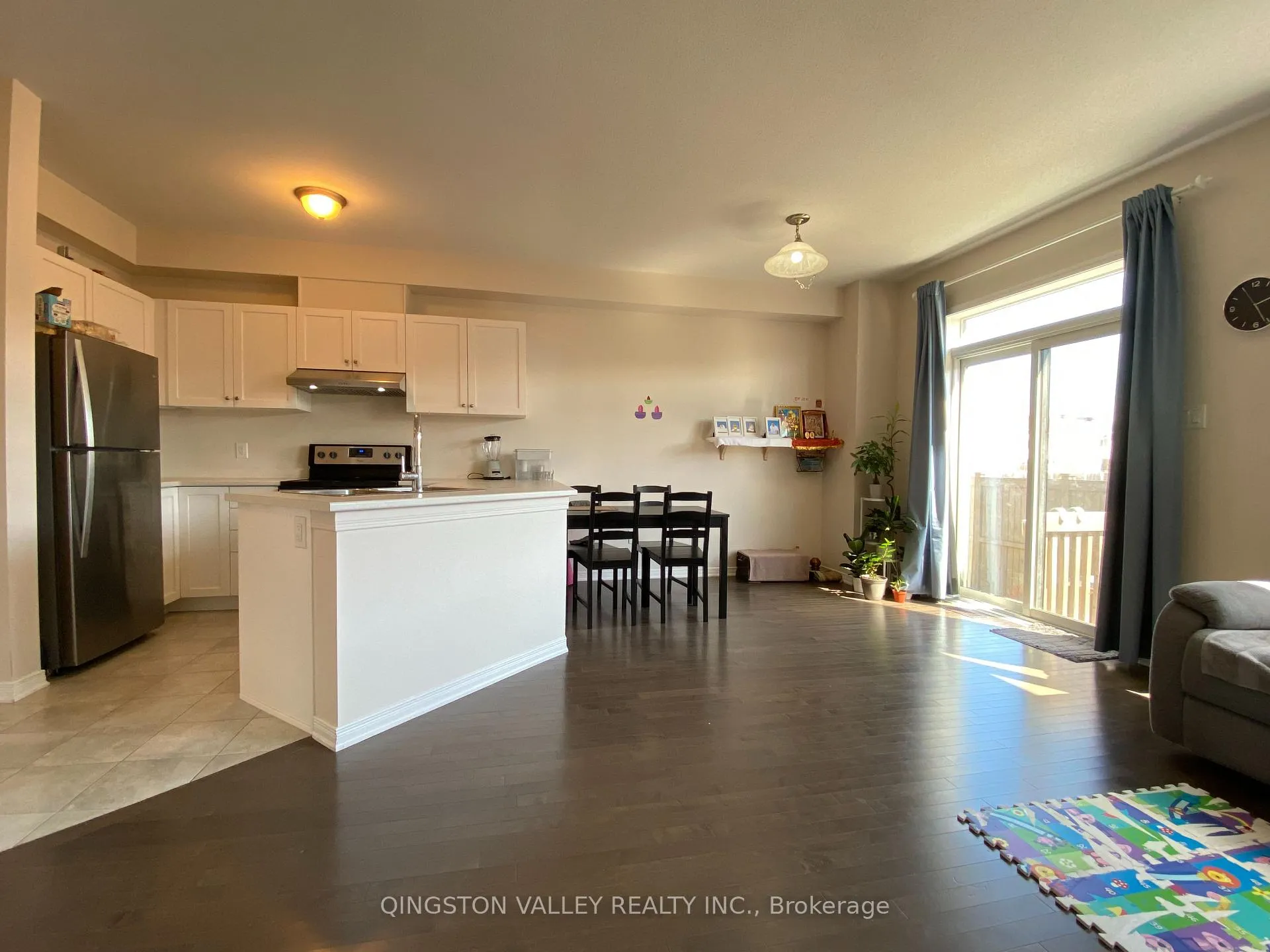 Photo 12 of 216 Don Brown Private, Ottawa, Kanata - Emerald Meadows/Trailwest — HOMEH