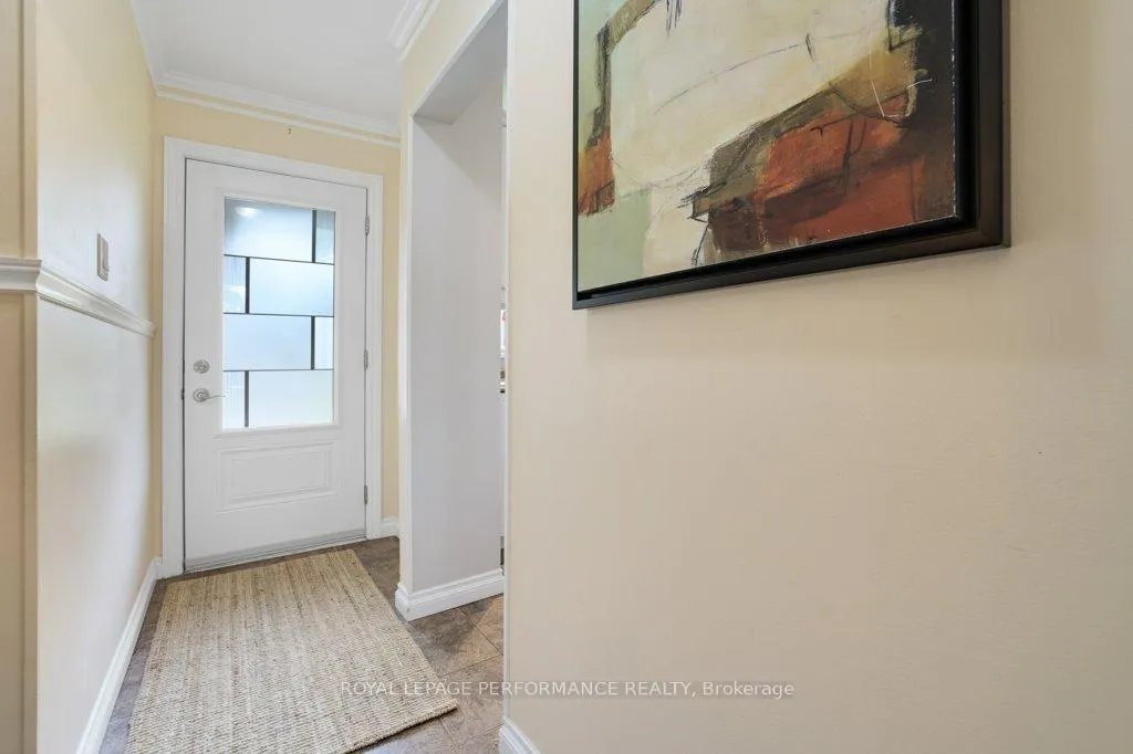 Photo 5 of 1550 Bourcier Drive, Ottawa, Bilberry Creek/Queenswood Heights — HOMEH