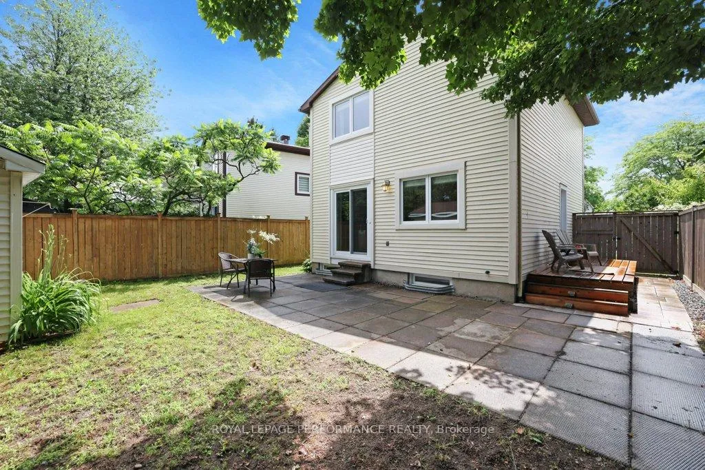 Photo 28 of 1550 Bourcier Drive, Ottawa, Bilberry Creek/Queenswood Heights — HOMEH