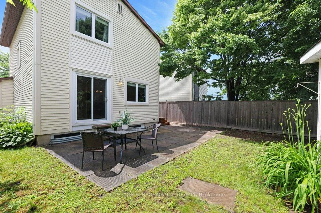 Photo 29 of 1550 Bourcier Drive, Ottawa, Bilberry Creek/Queenswood Heights — HOMEH