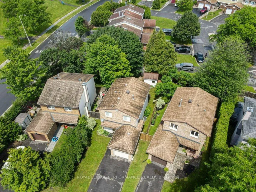 Photo 34 of 1550 Bourcier Drive, Ottawa, Bilberry Creek/Queenswood Heights — HOMEH