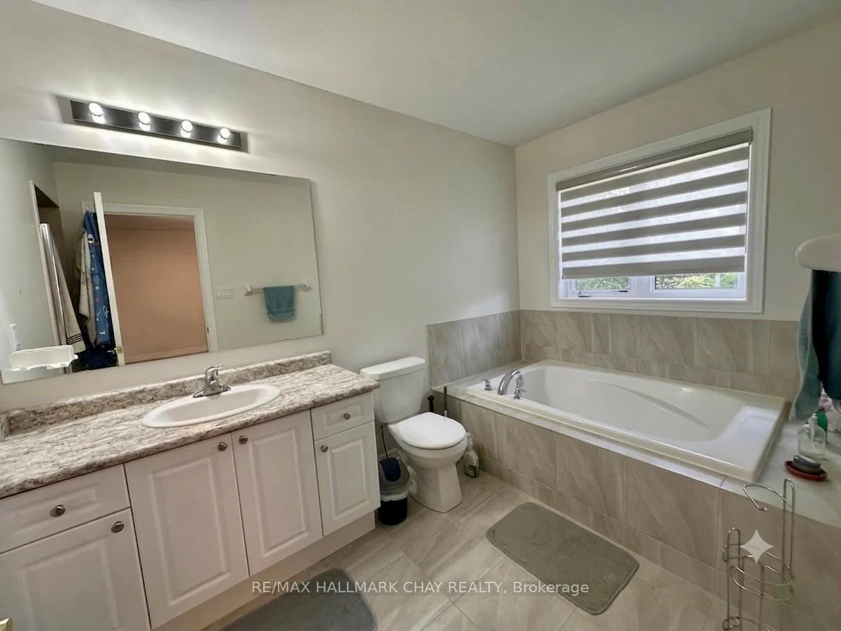 Photo 12 of 26 Greenwood Drive, Essa, Angus — HOMEH