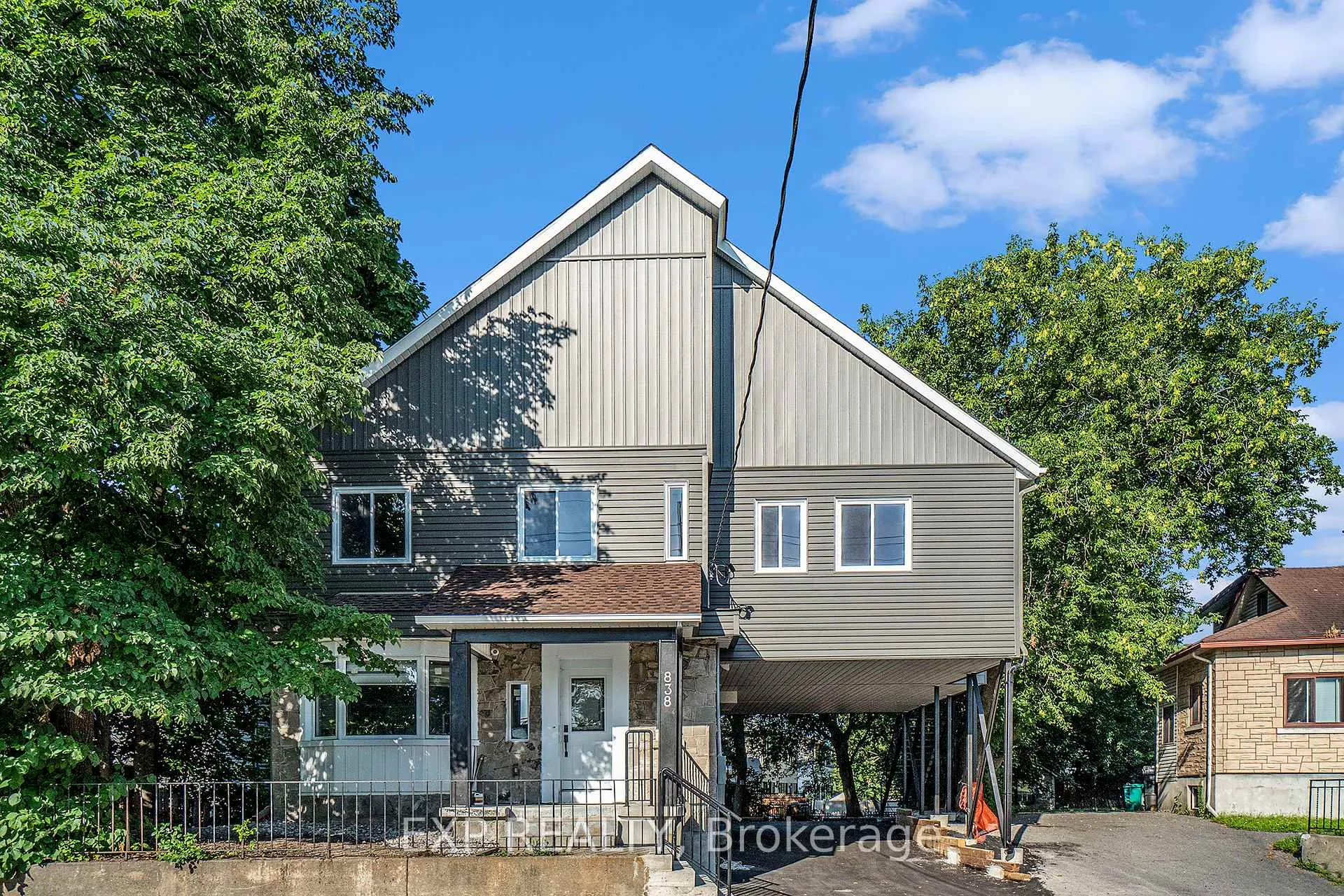Photo 1 of Unit 3, 838 St. Laurent Boulevard, Ottawa, Castle Heights — HOMEH