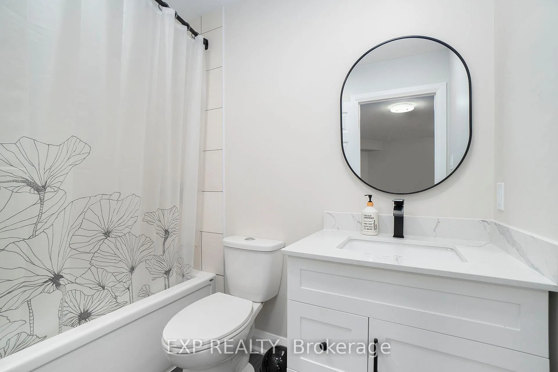 Photo 10 of Unit 3, 838 St. Laurent Boulevard, Ottawa, Castle Heights — HOMEH