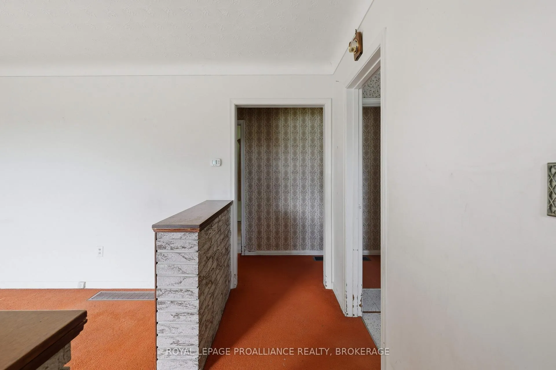 Photo 3 of 15 Park Crescent, Loyalist, Amherstview — HOMEH