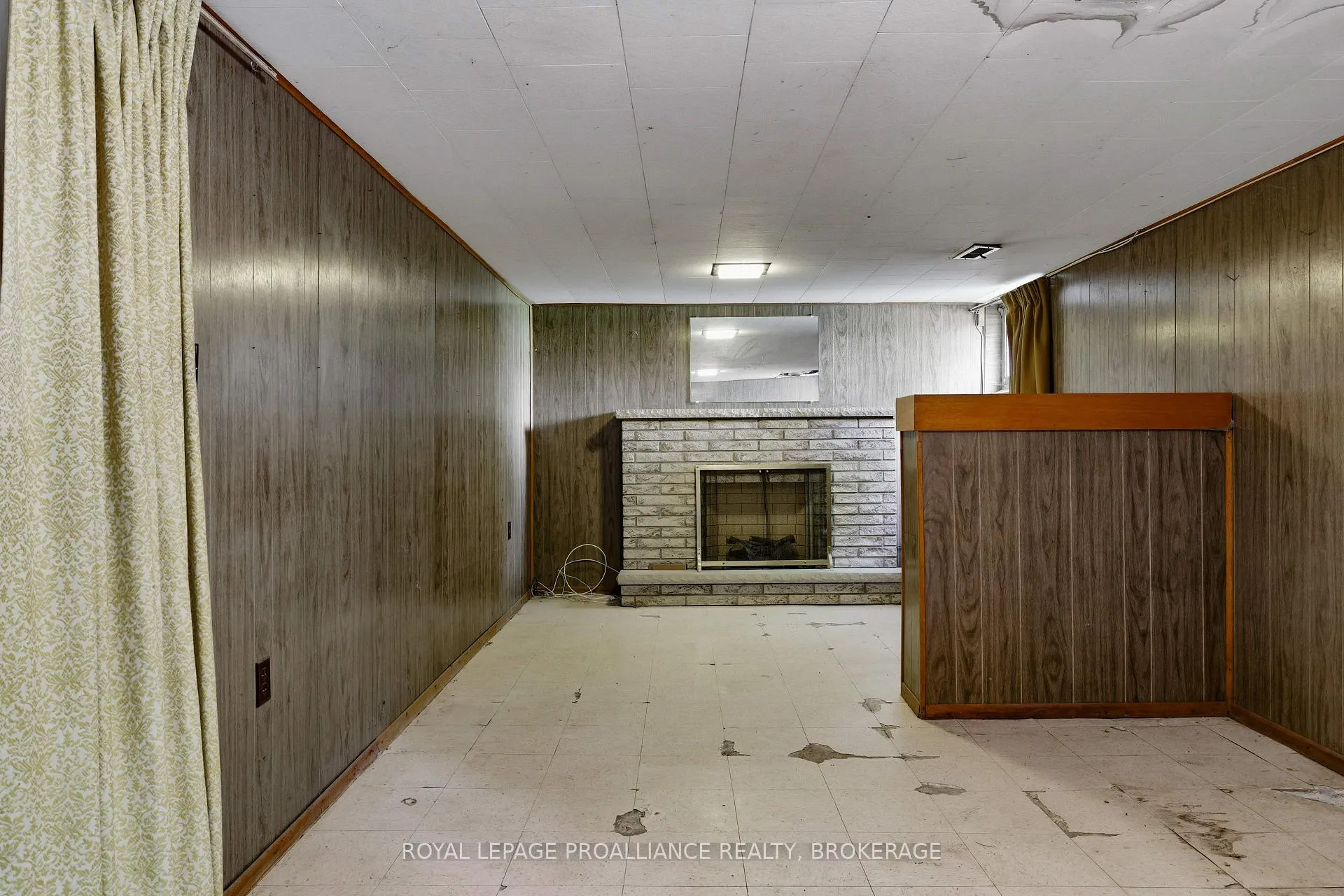 Photo 16 of 15 Park Crescent, Loyalist, Amherstview — HOMEH