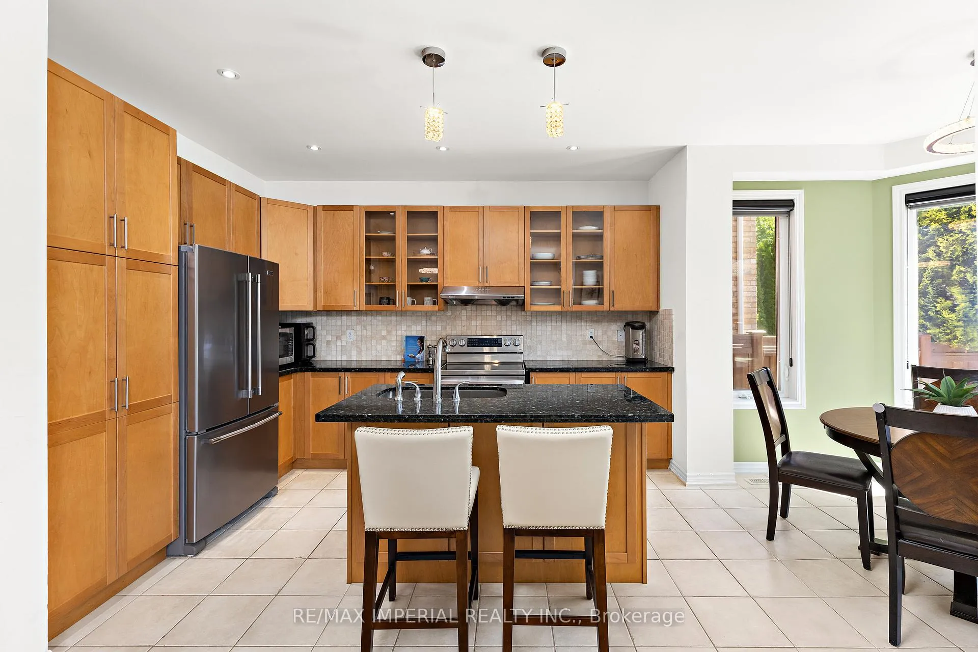 Photo 15 of 2462 Kwinter Road, Oakville, Westmount — HOMEH