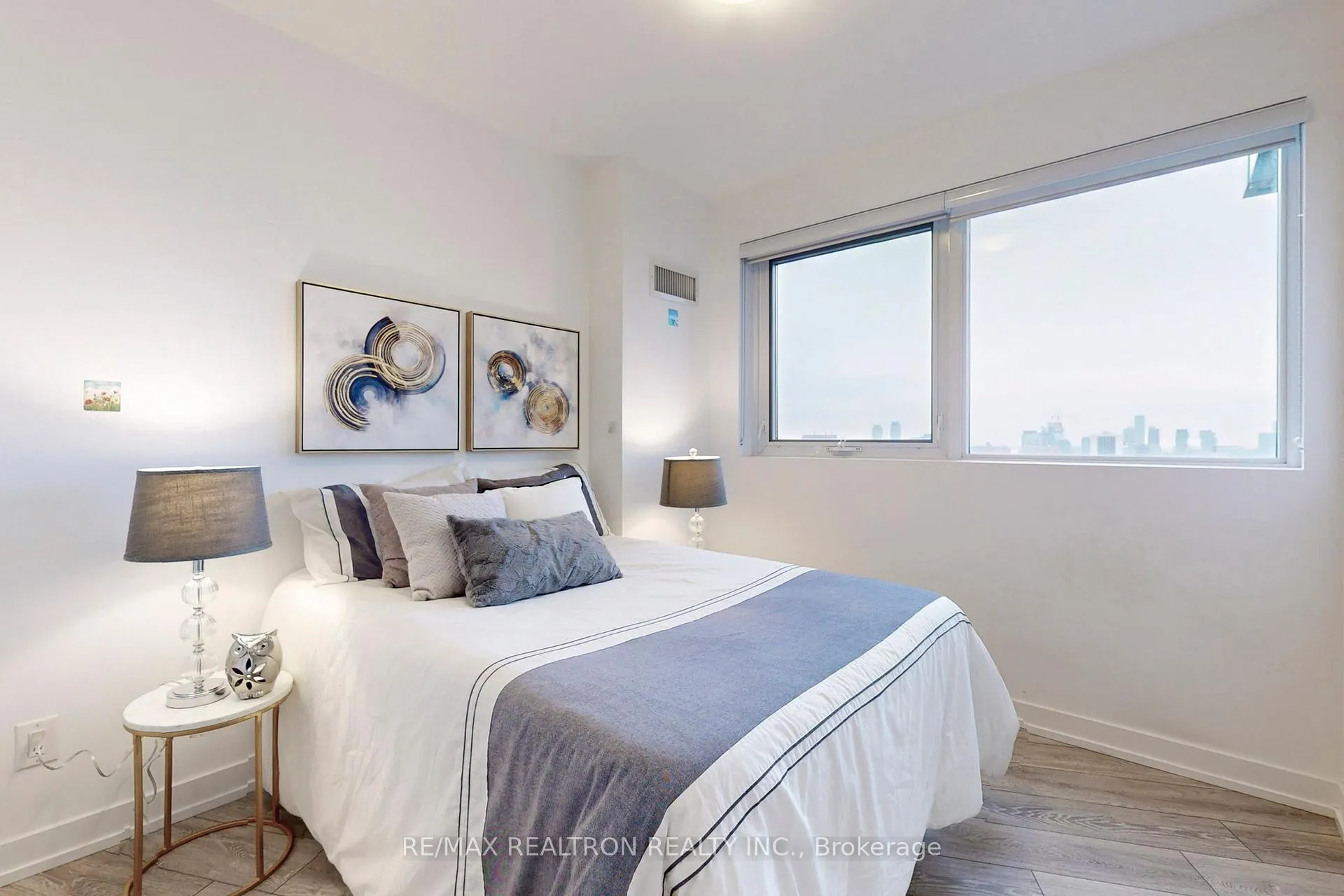 Photo 19 of Unit 908, 159 Wellesley Street E, Toronto, Cabbagetown-South St. James Town — HOMEH
