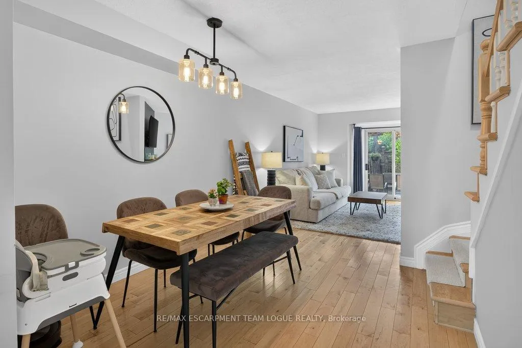 Photo 11 of Unit 105, 895 Maple Avenue, Burlington, Brant — HOMEH