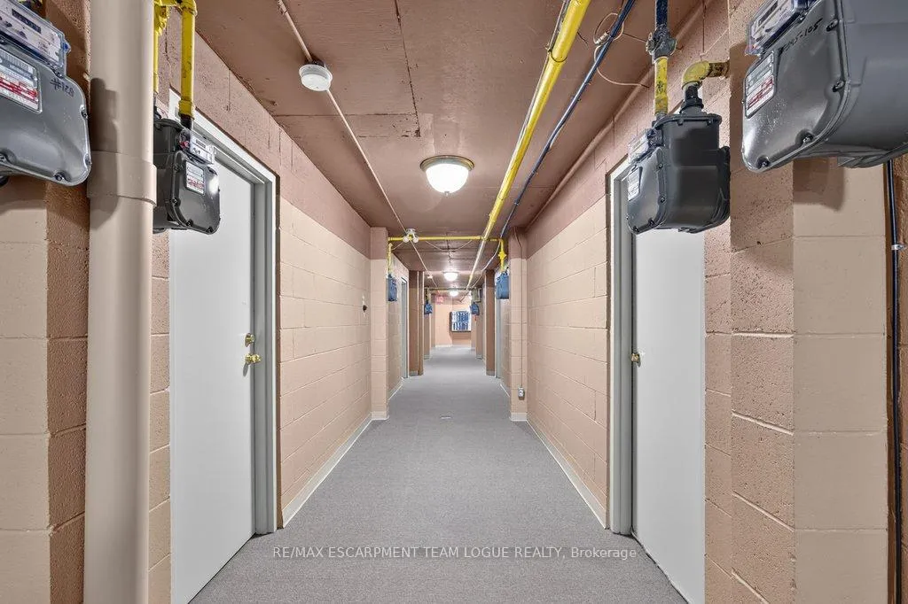 Photo 36 of Unit 105, 895 Maple Avenue, Burlington, Brant — HOMEH