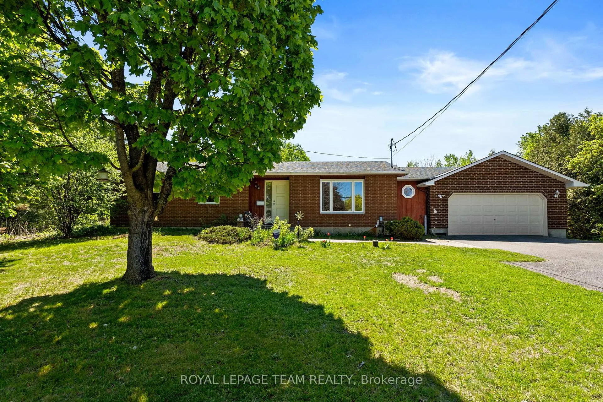 Photo 2 of 3383 Elizabeth Street, Ottawa, Osgoode — HOMEH