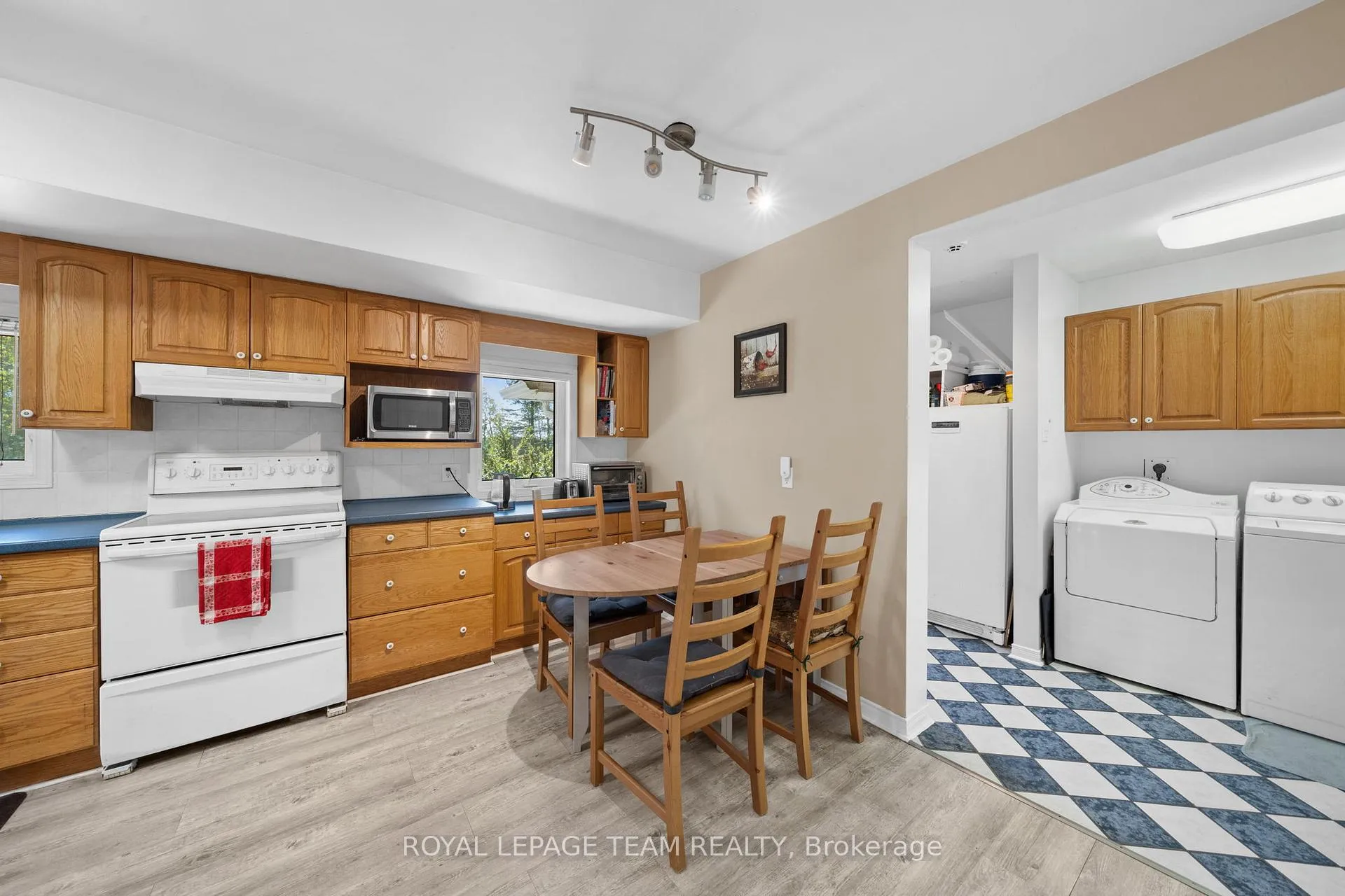 Photo 15 of 3383 Elizabeth Street, Ottawa, Osgoode — HOMEH