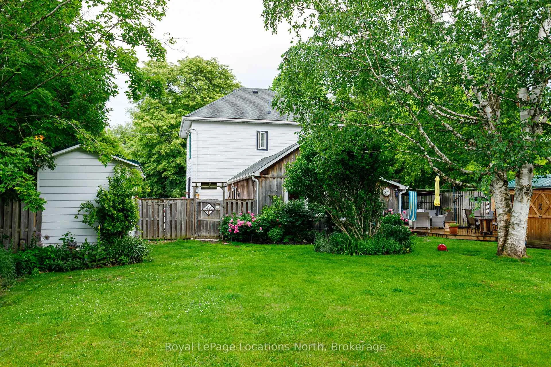Photo 33 of 142 Marsh Street W, Blue Mountains — HOMEH