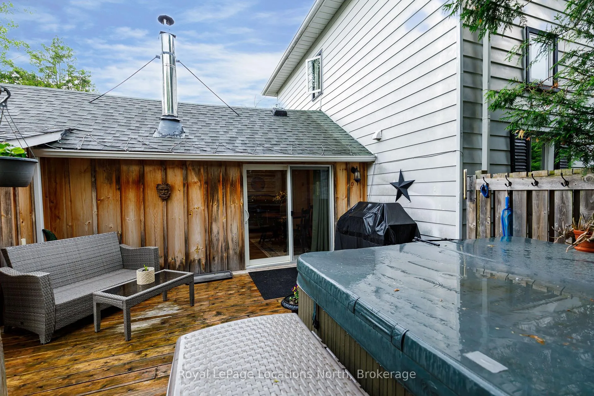 Photo 40 of 142 Marsh Street W, Blue Mountains — HOMEH