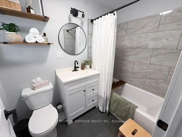 Photo 10 of 417 Hester Street, Thunder Bay, Academy Heights — HOMEH
