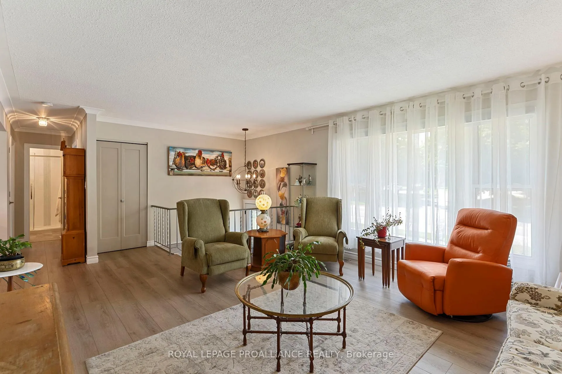 Photo 6 of 795 Laurier Boulevard, Brockville, Brockville — HOMEH