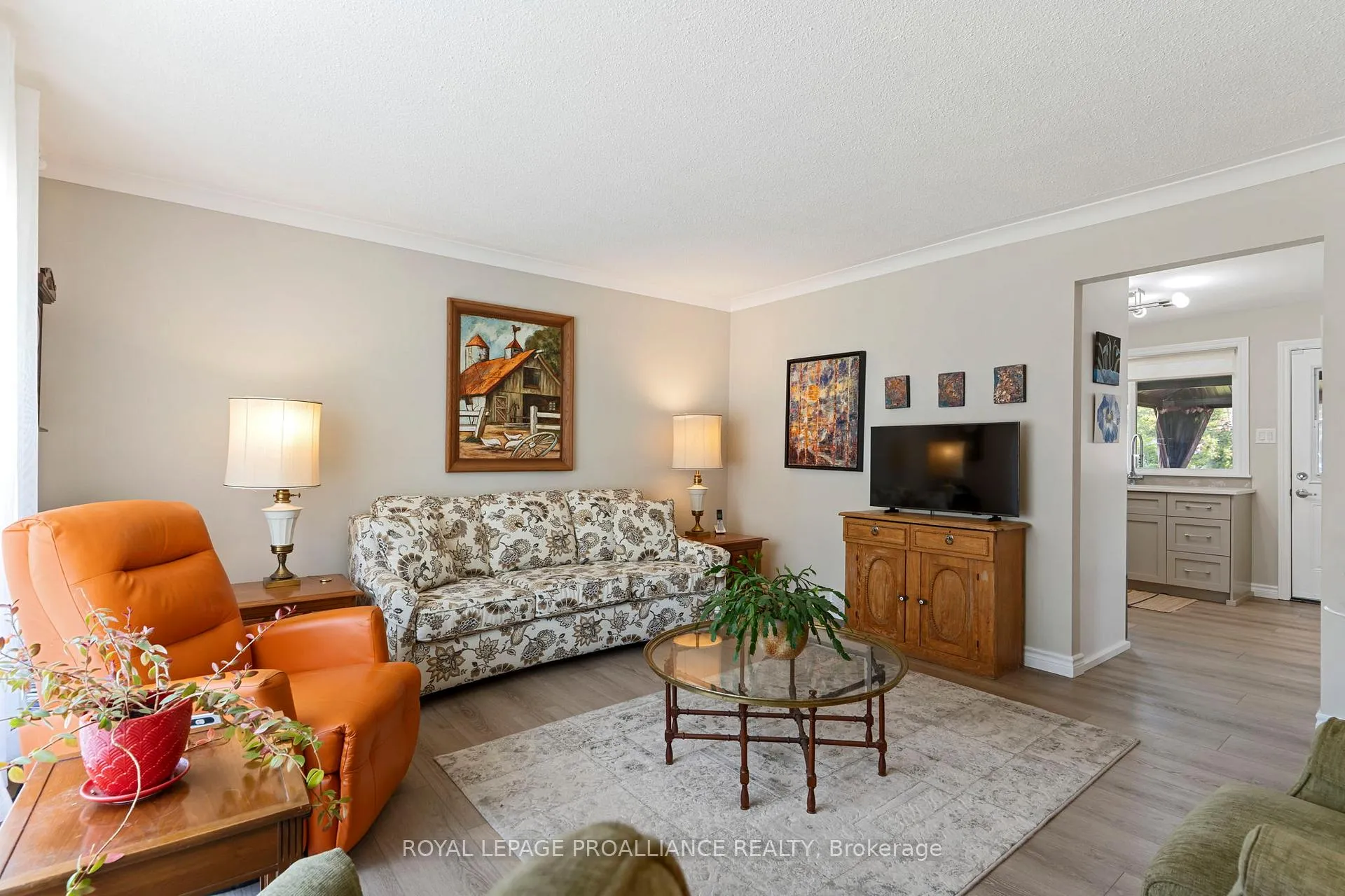 Photo 8 of 795 Laurier Boulevard, Brockville, Brockville — HOMEH
