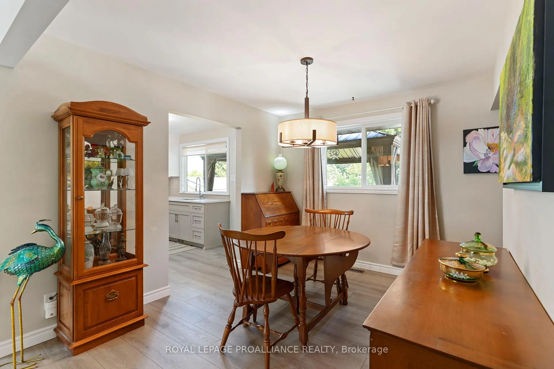 Photo 17 of 795 Laurier Boulevard, Brockville, Brockville — HOMEH