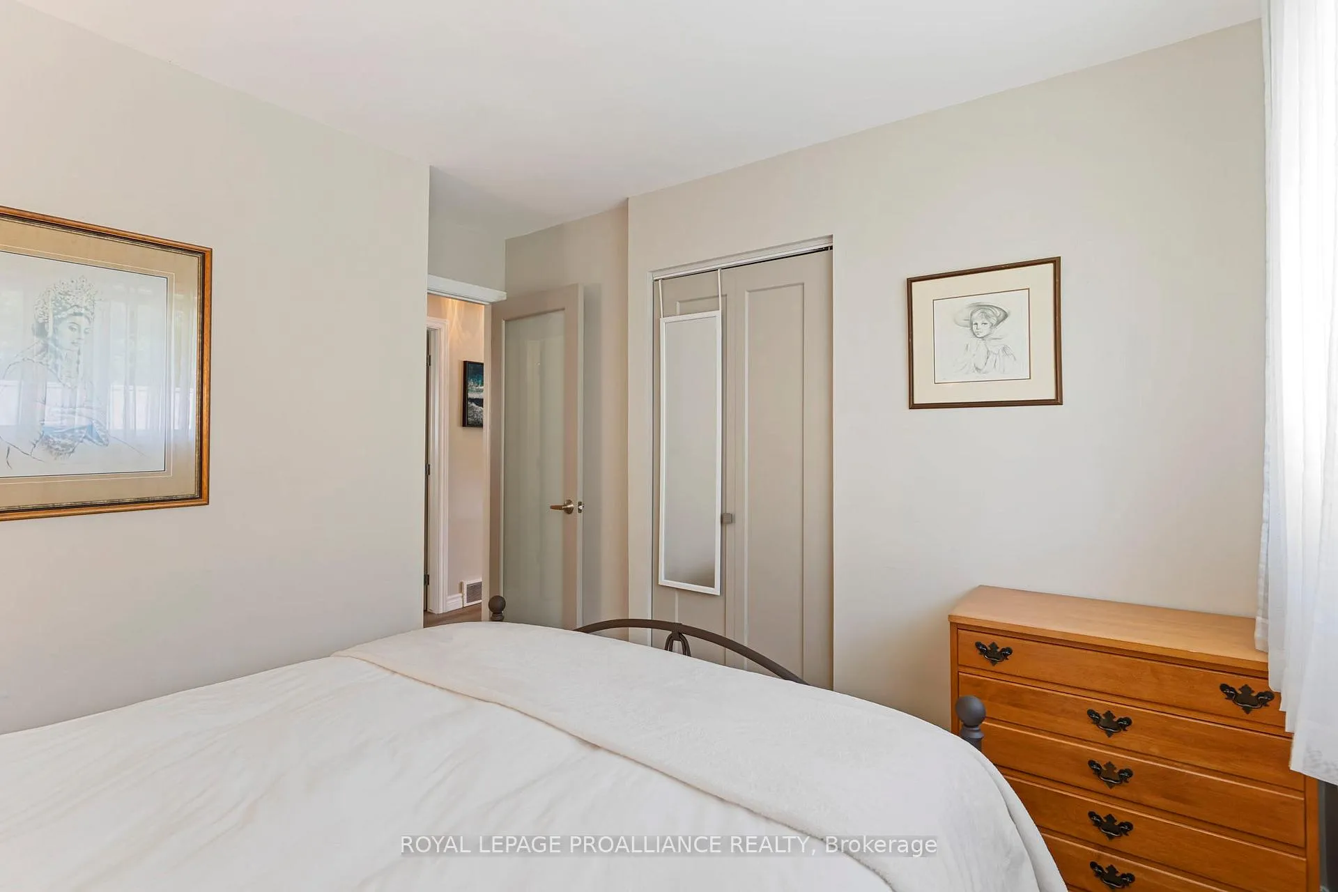 Photo 24 of 795 Laurier Boulevard, Brockville, Brockville — HOMEH