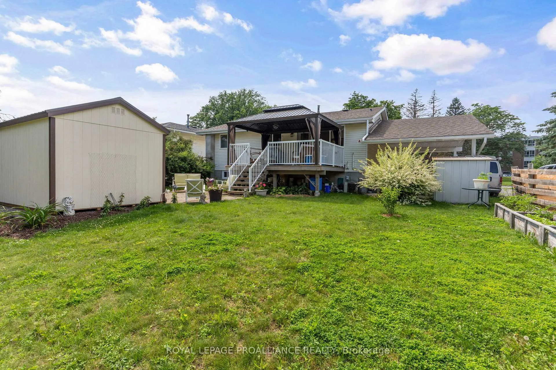 Photo 40 of 795 Laurier Boulevard, Brockville, Brockville — HOMEH