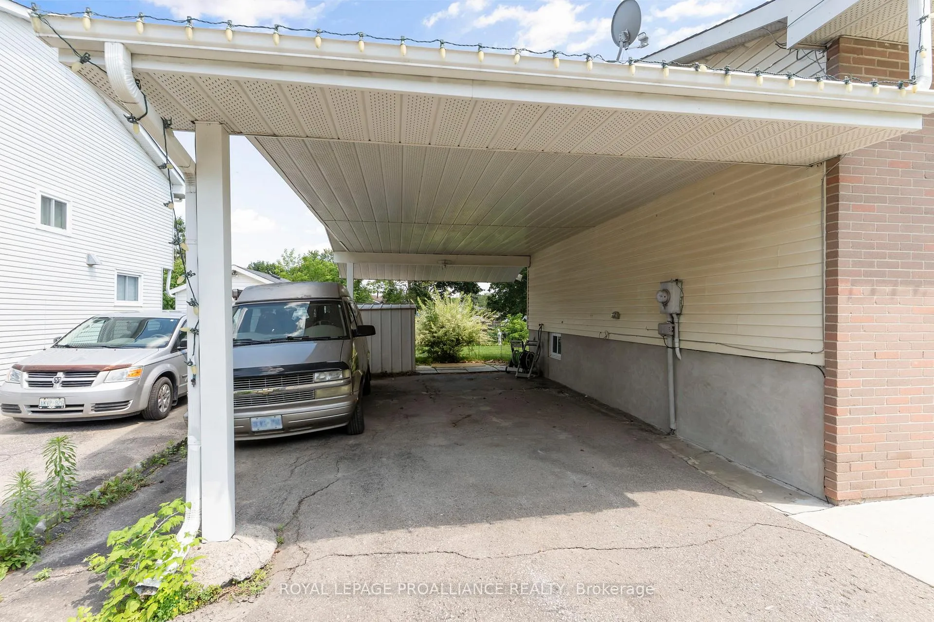 Photo 42 of 795 Laurier Boulevard, Brockville, Brockville — HOMEH