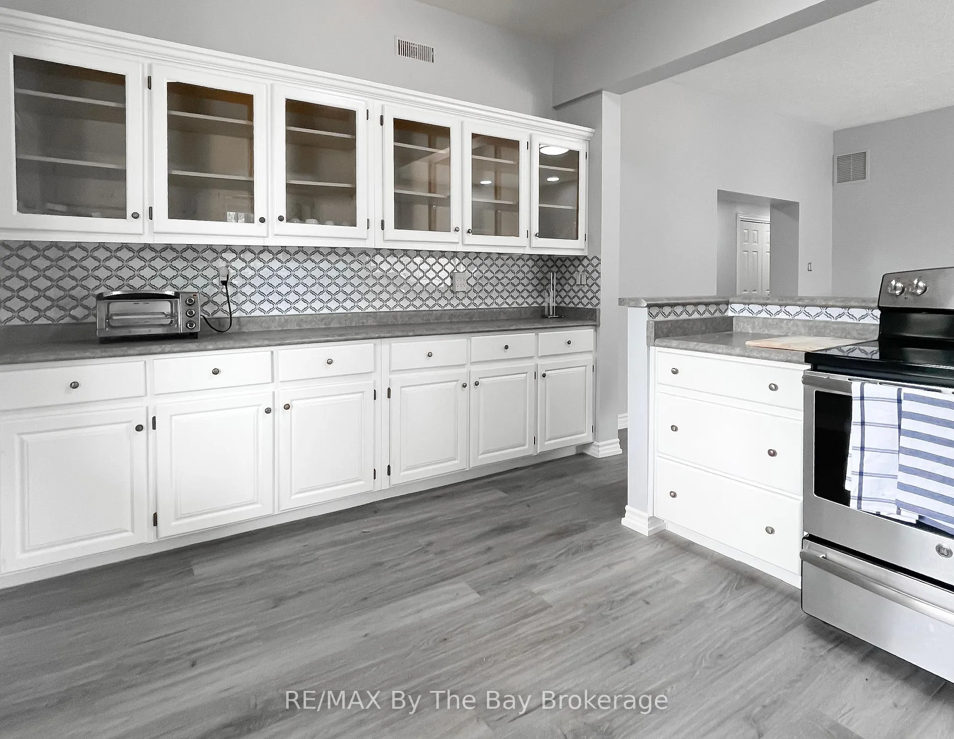 Photo 5 of Unit 2, 209318 Highway 26, Blue Mountains — HOMEH