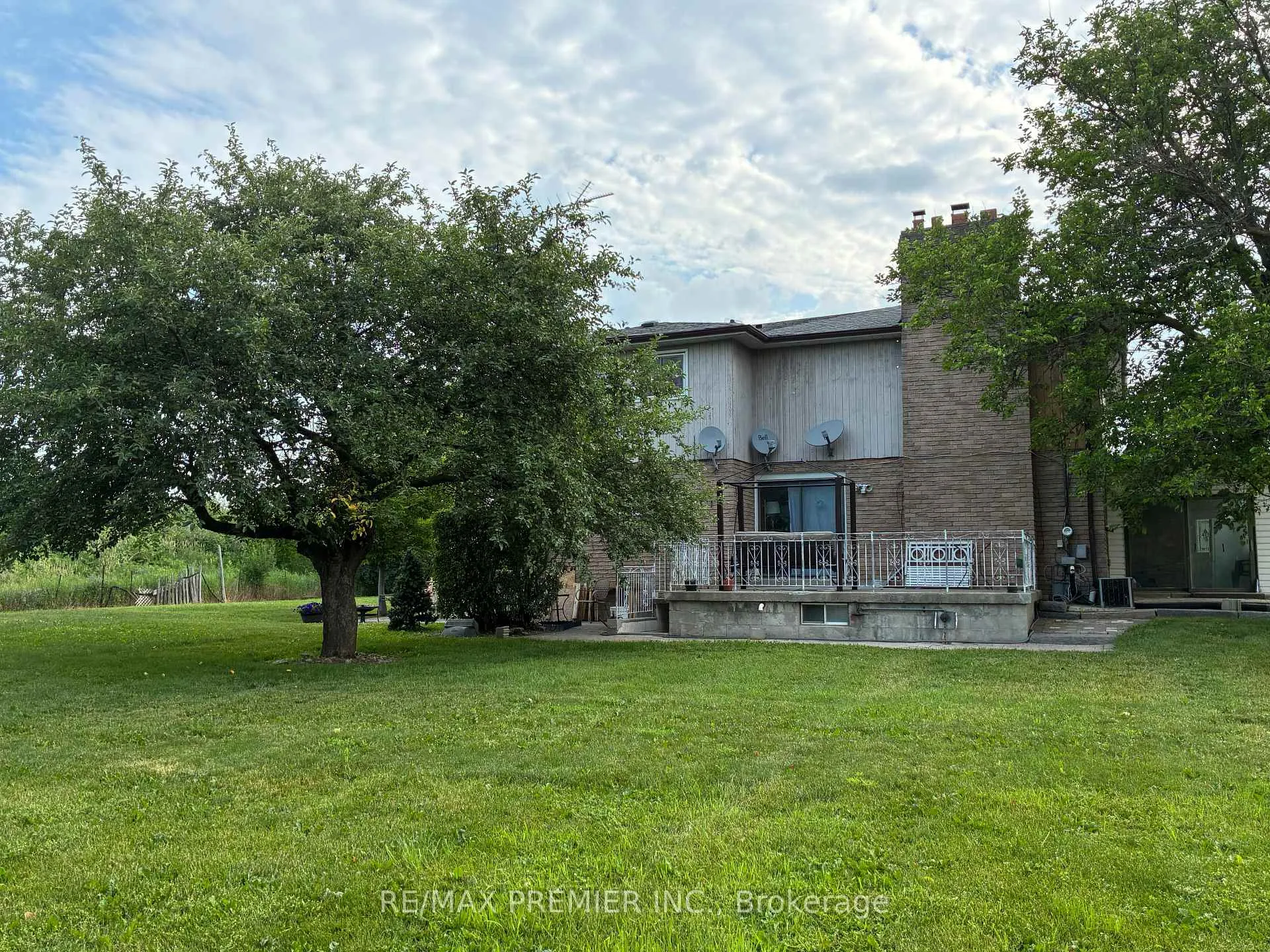 Photo 3 of 7930 Mayfield Road, Caledon, Rural Caledon — HOMEH