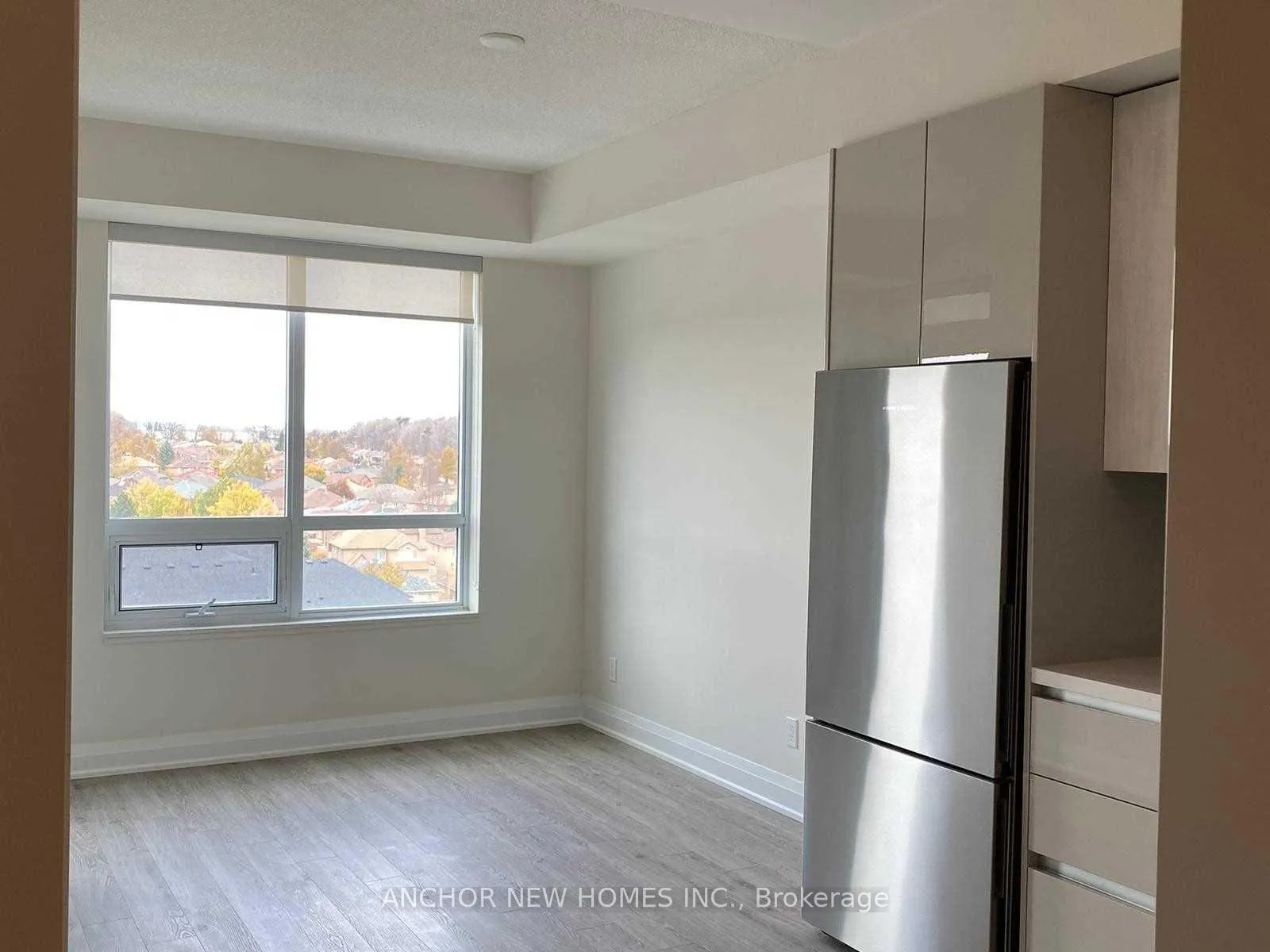 Photo 3 of Unit 715, 398 Highway 7 E, Richmond Hill, Doncrest — HOMEH