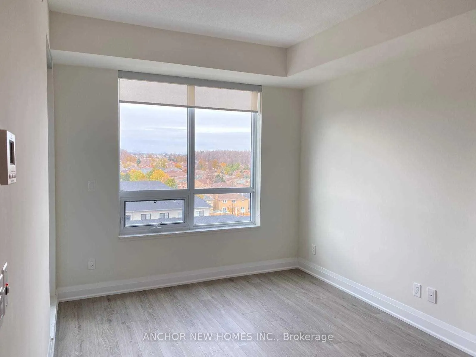 Photo 4 of Unit 715, 398 Highway 7 E, Richmond Hill, Doncrest — HOMEH