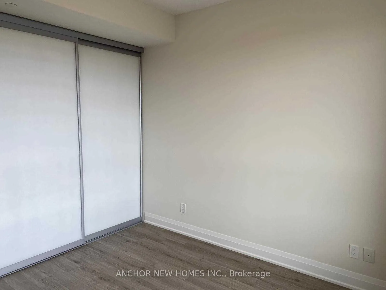Photo 5 of Unit 715, 398 Highway 7 E, Richmond Hill, Doncrest — HOMEH