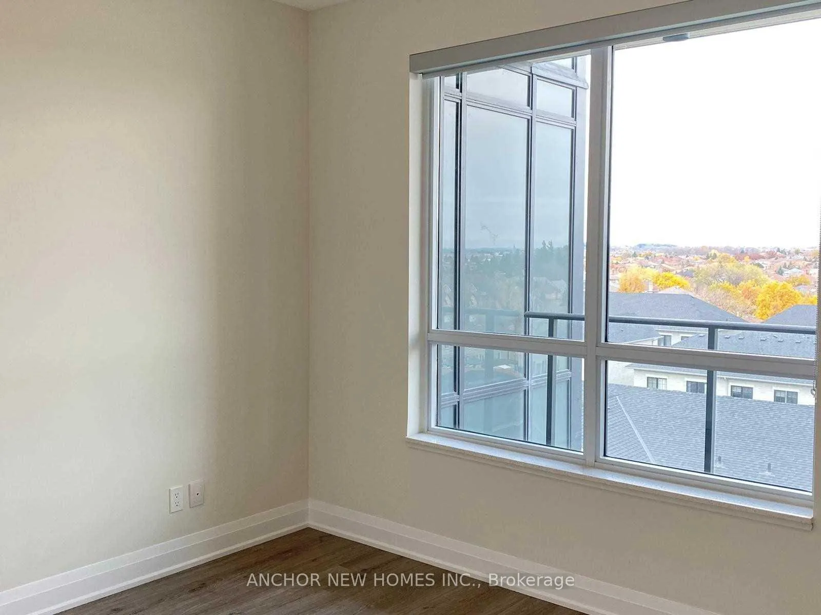 Photo 7 of Unit 715, 398 Highway 7 E, Richmond Hill, Doncrest — HOMEH