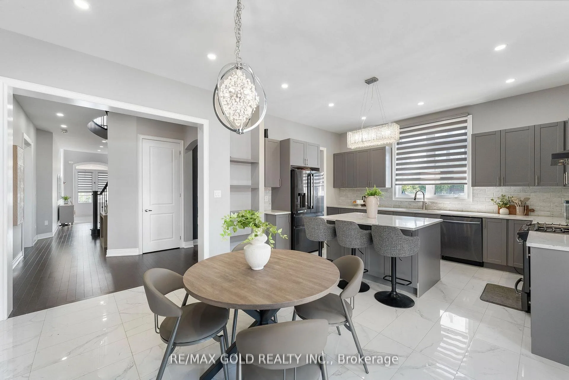 Photo 13 of 97 Gordon Randle Drive, Brampton, Toronto Gore Rural Estate — HOMEH