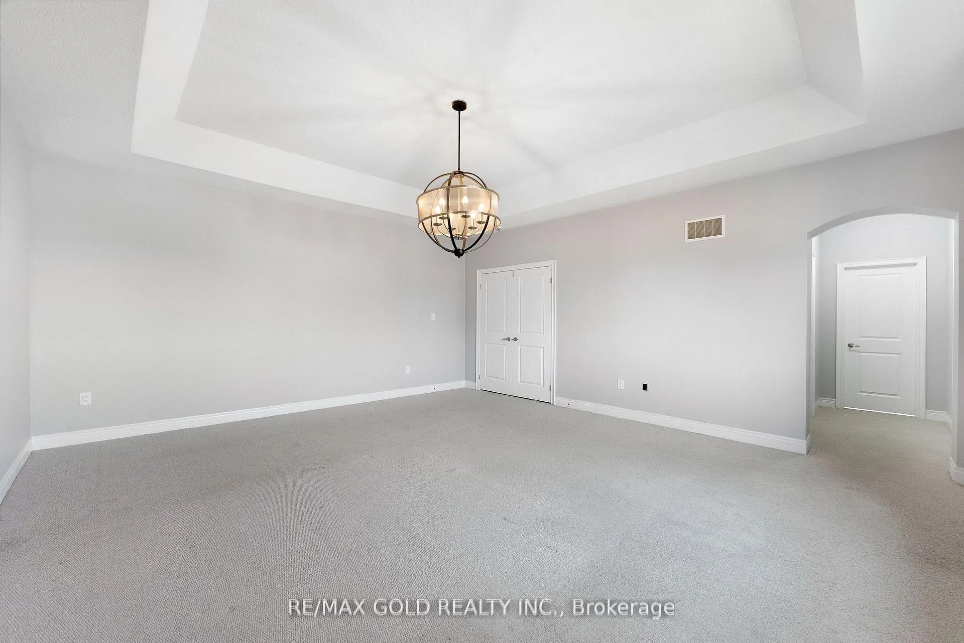 Photo 33 of 97 Gordon Randle Drive, Brampton, Toronto Gore Rural Estate — HOMEH