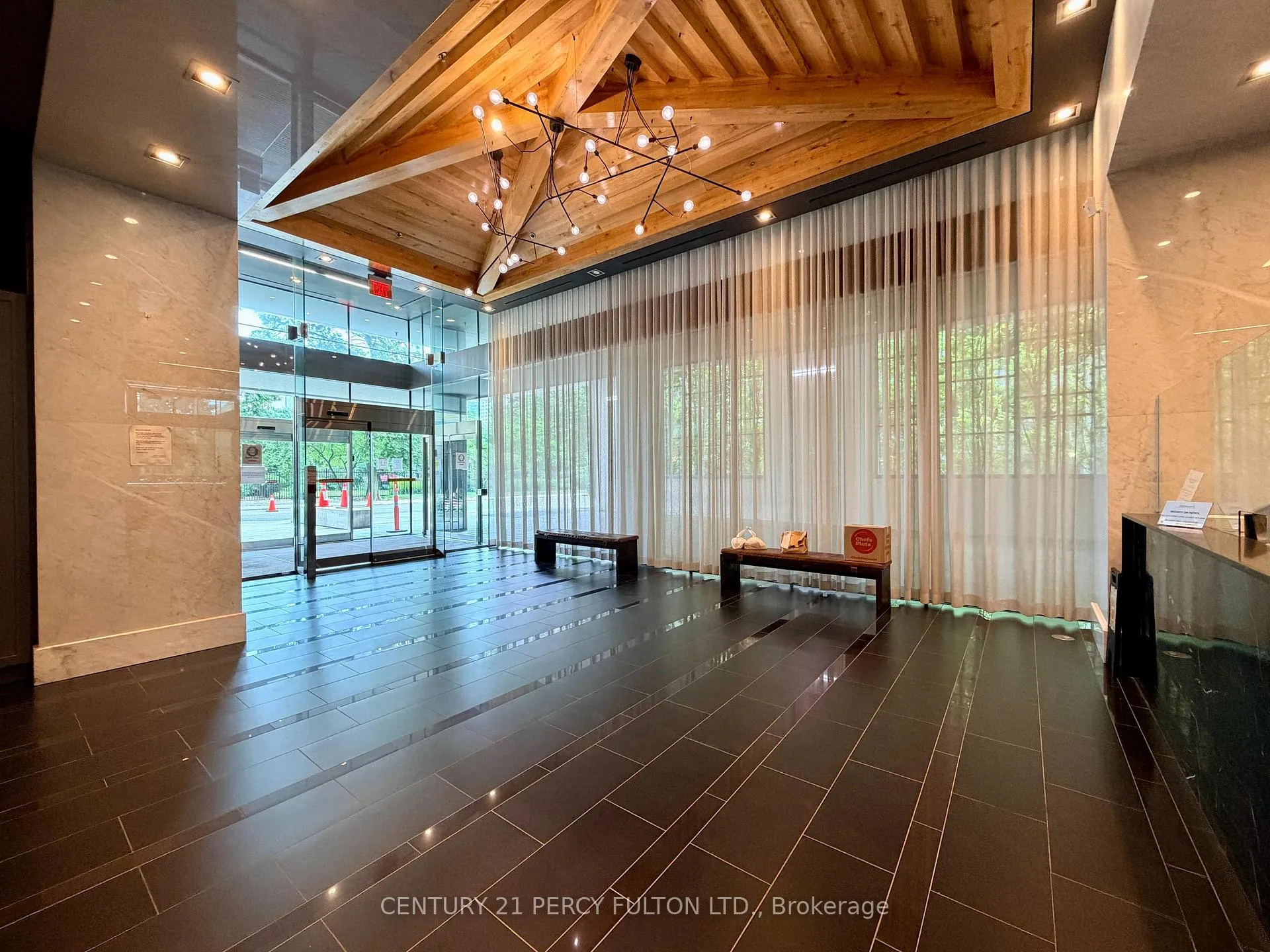 Photo 13 of Unit 813, 210 Simcoe Street, Toronto, Kensington-Chinatown — HOMEH