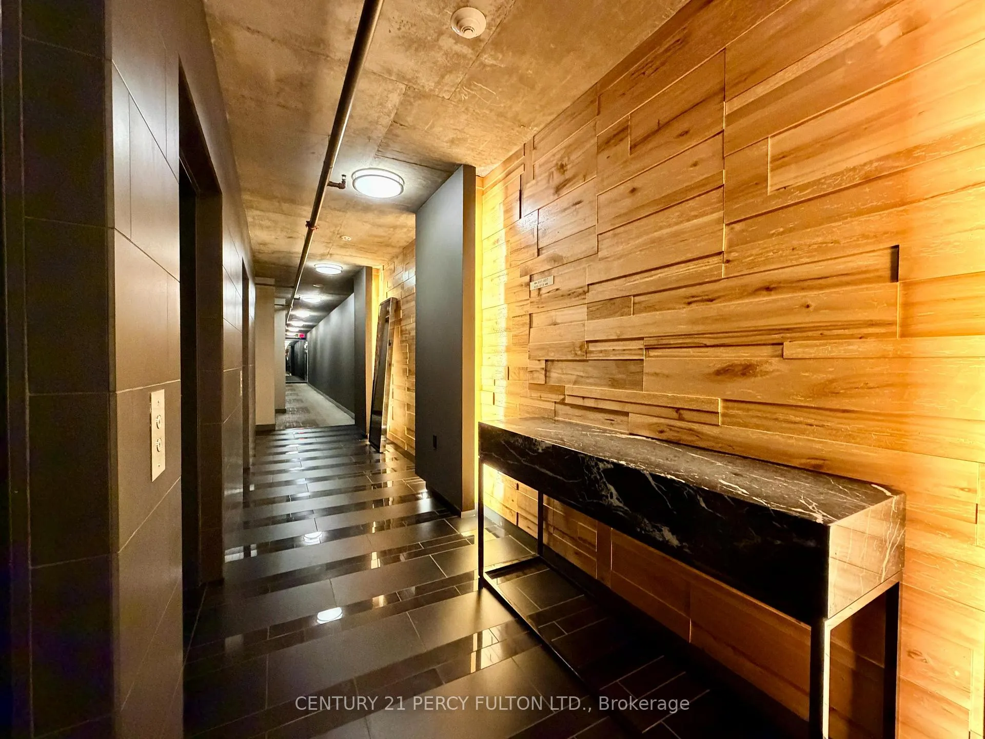 Photo 14 of Unit 813, 210 Simcoe Street, Toronto, Kensington-Chinatown — HOMEH