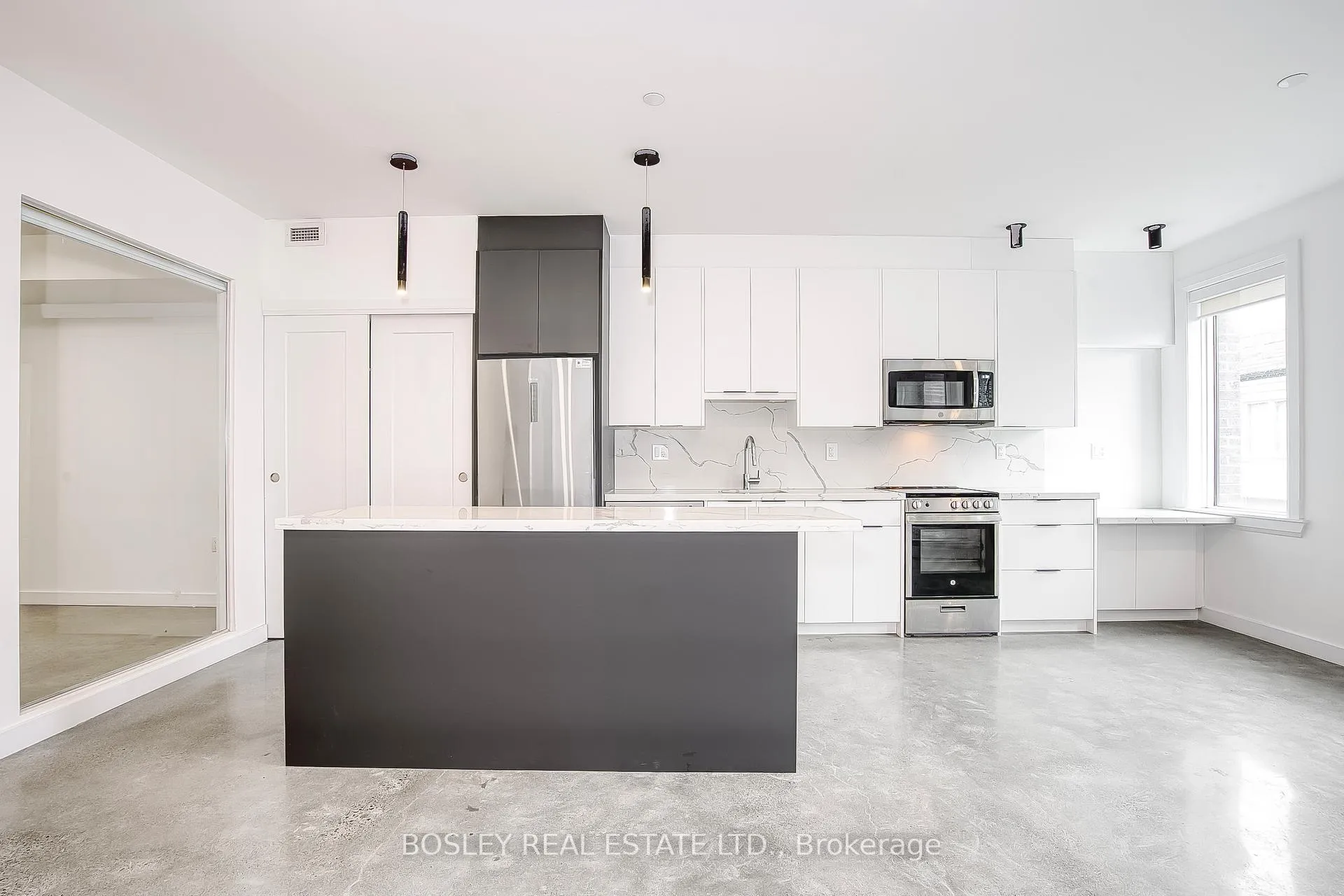 Photo 1 of Unit 22, 41 River Street, Toronto, Regent Park — HOMEH