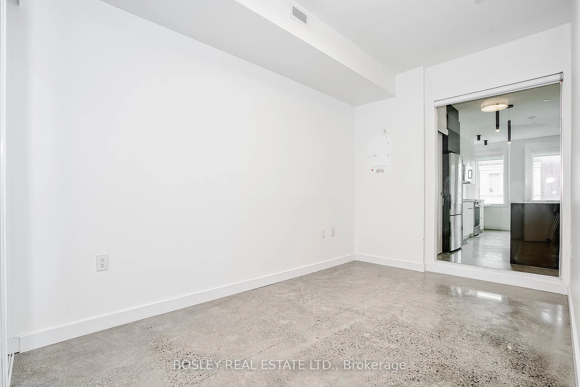 Photo 8 of Unit 22, 41 River Street, Toronto, Regent Park — HOMEH
