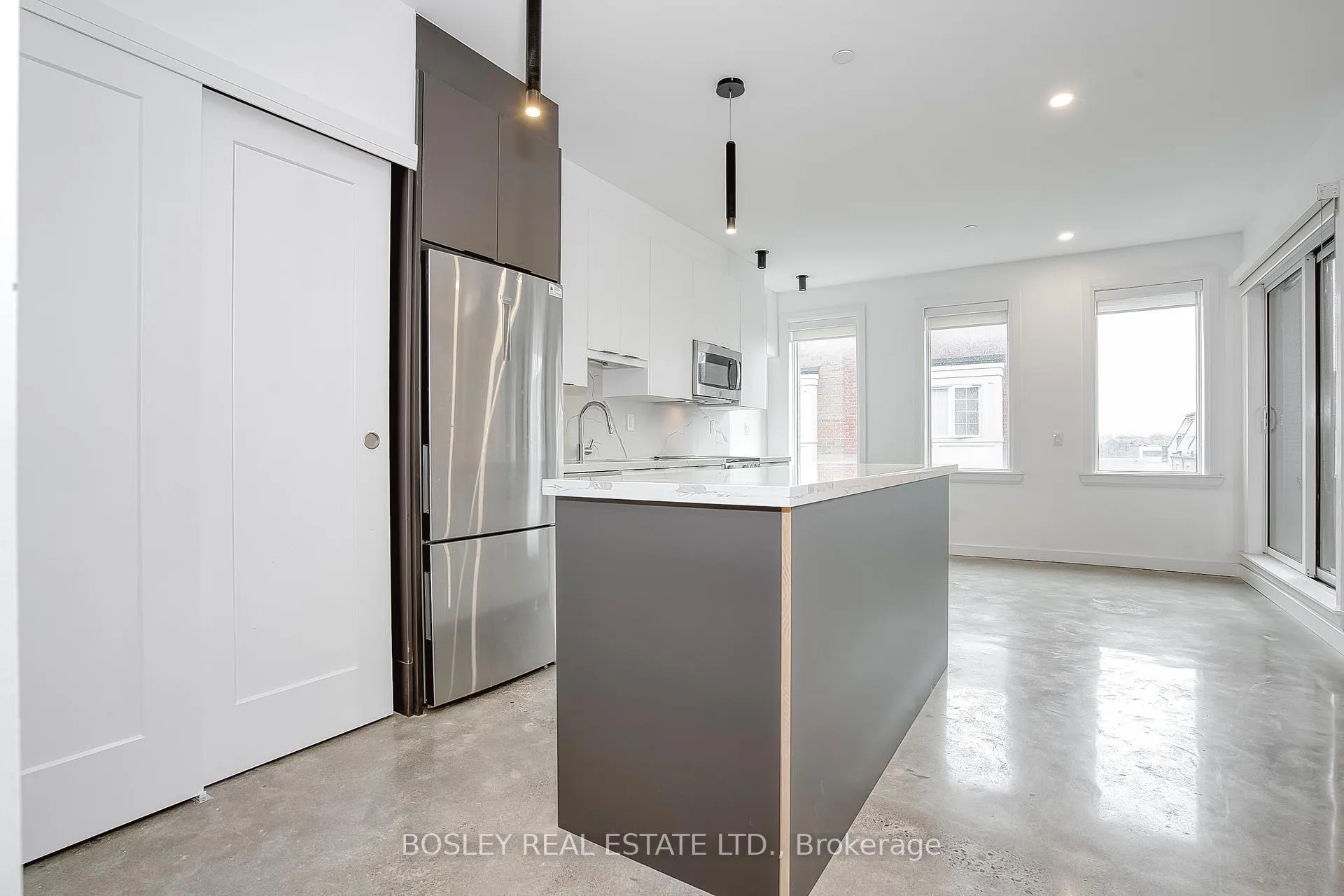 Photo 13 of Unit 22, 41 River Street, Toronto, Regent Park — HOMEH