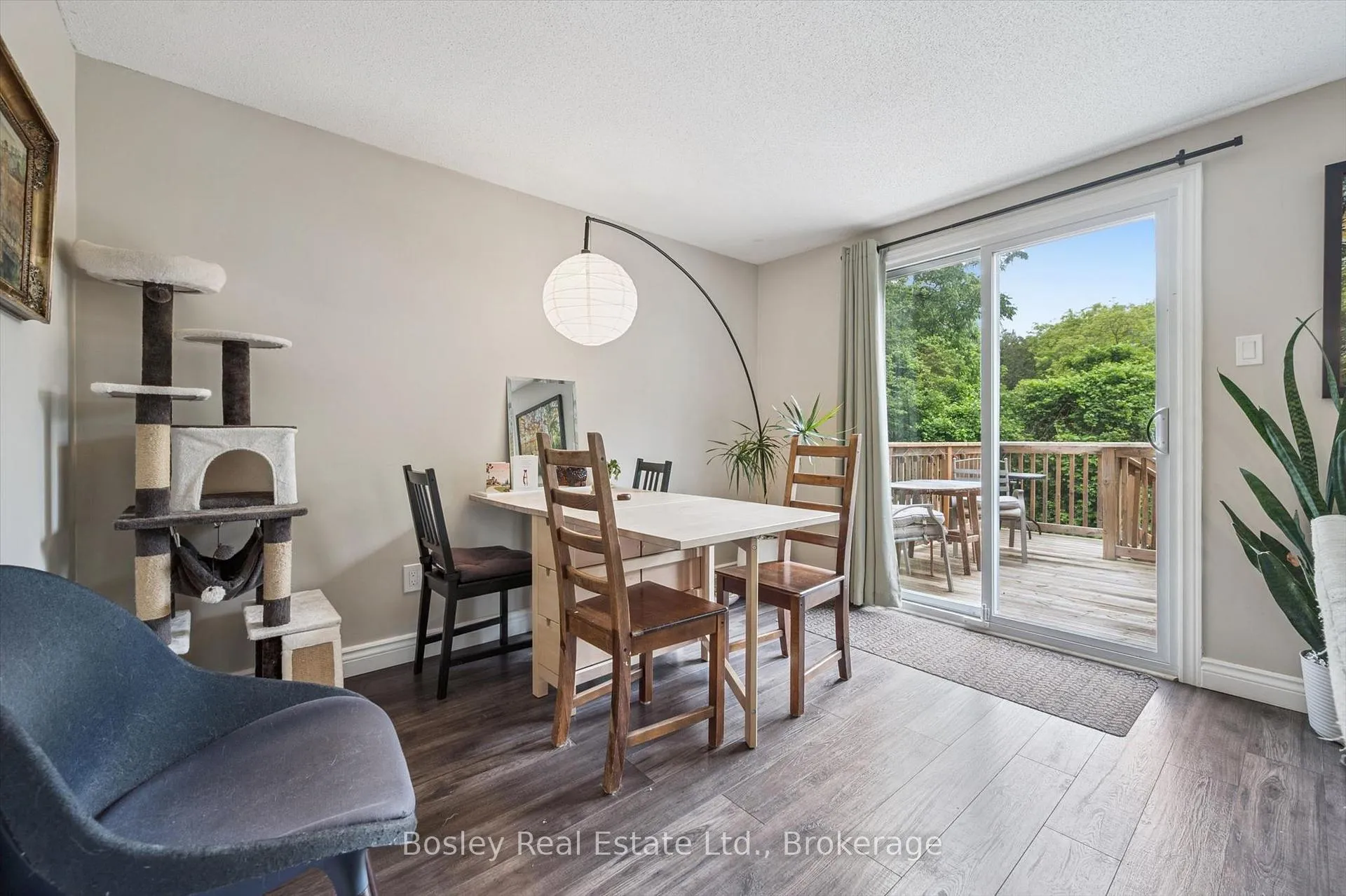 Photo 16 of 55 Koch Drive, Guelph, Kortright West — HOMEH