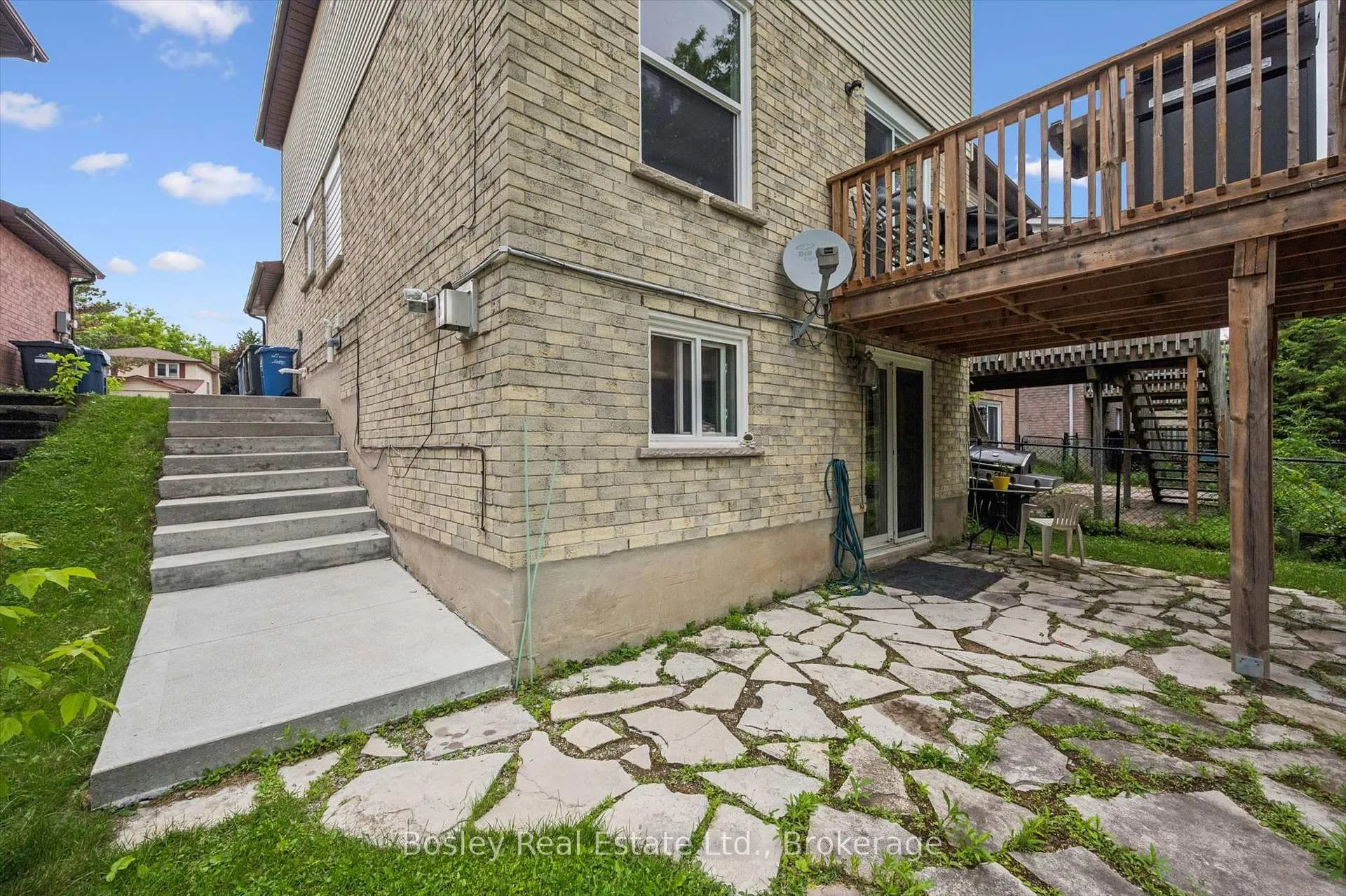 Photo 40 of 55 Koch Drive, Guelph, Kortright West — HOMEH